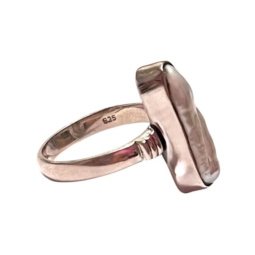 Sterling Silver Oval Shaped Genuine Freshwater Pearl Ring Size 7